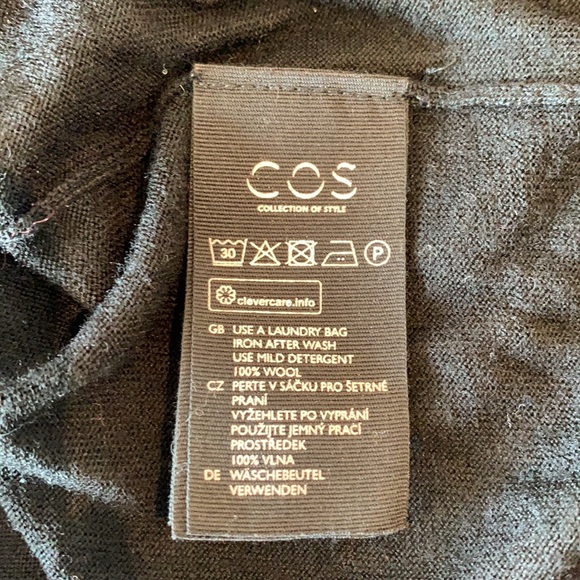 COS black sweater dress with open back - Picture 5 of 5